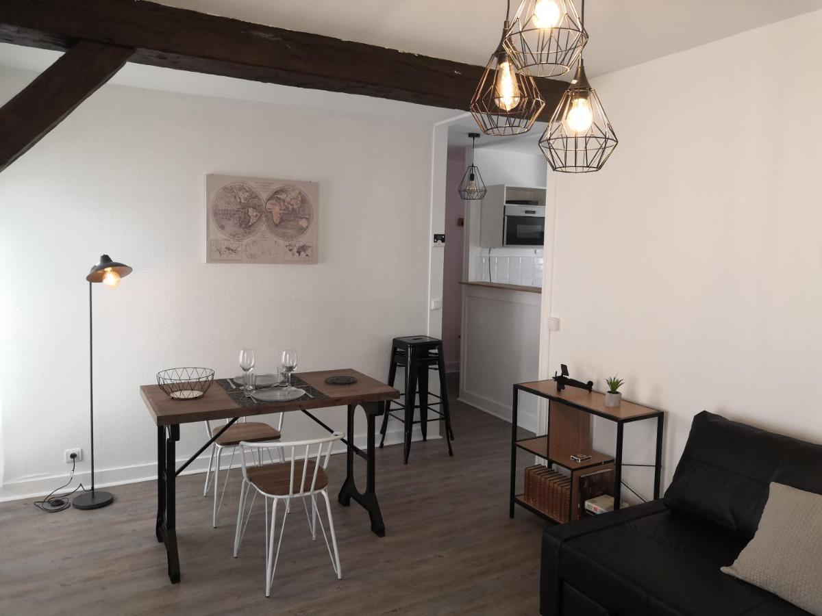 Ferienwohnung Au Fil De Loire Blois Exterior foto